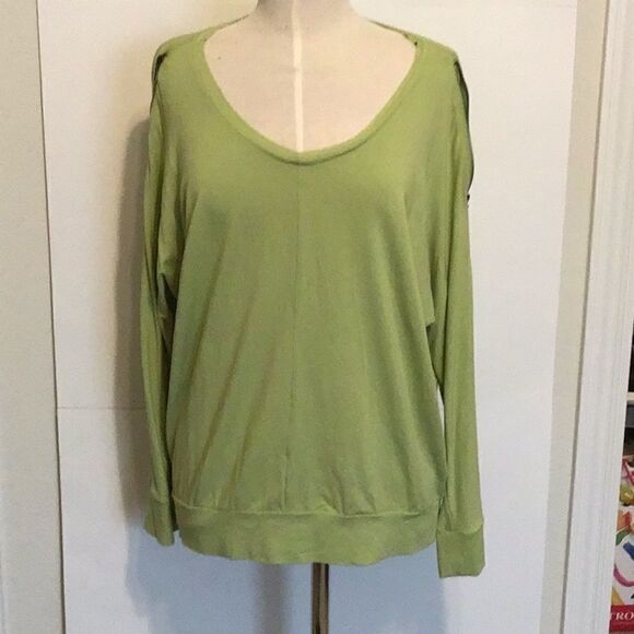 Chico’s Tee Shirt Lime Green Cold Shoulder Jersey Long Sleeve Zipper Size L - Picture 1 of 10